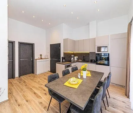 Kornelija Apartment