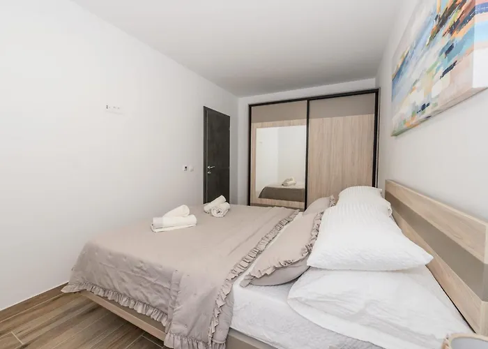Kornelija Apartament *